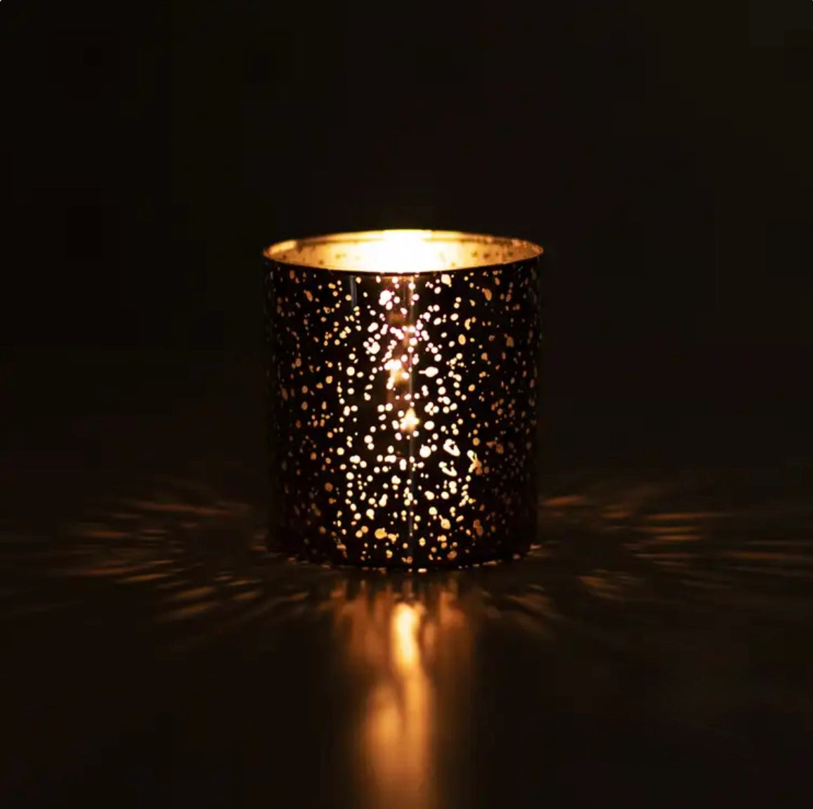 Exclusive Valentine’s Day Candle